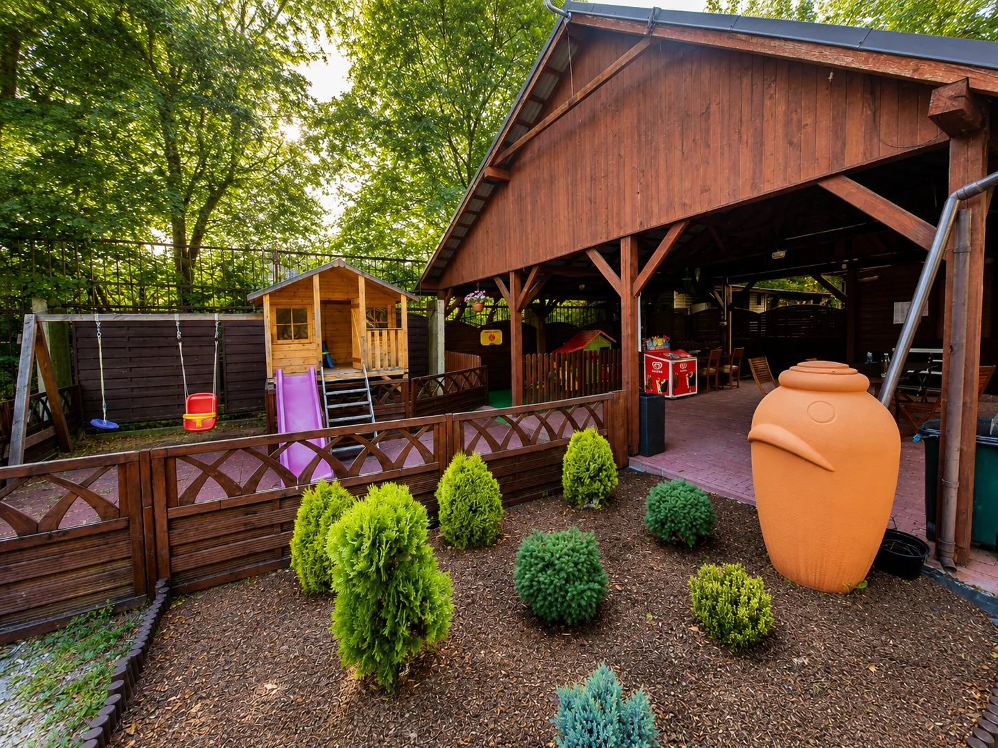 Plac zabaw dla dzieci na Camping Clepardia